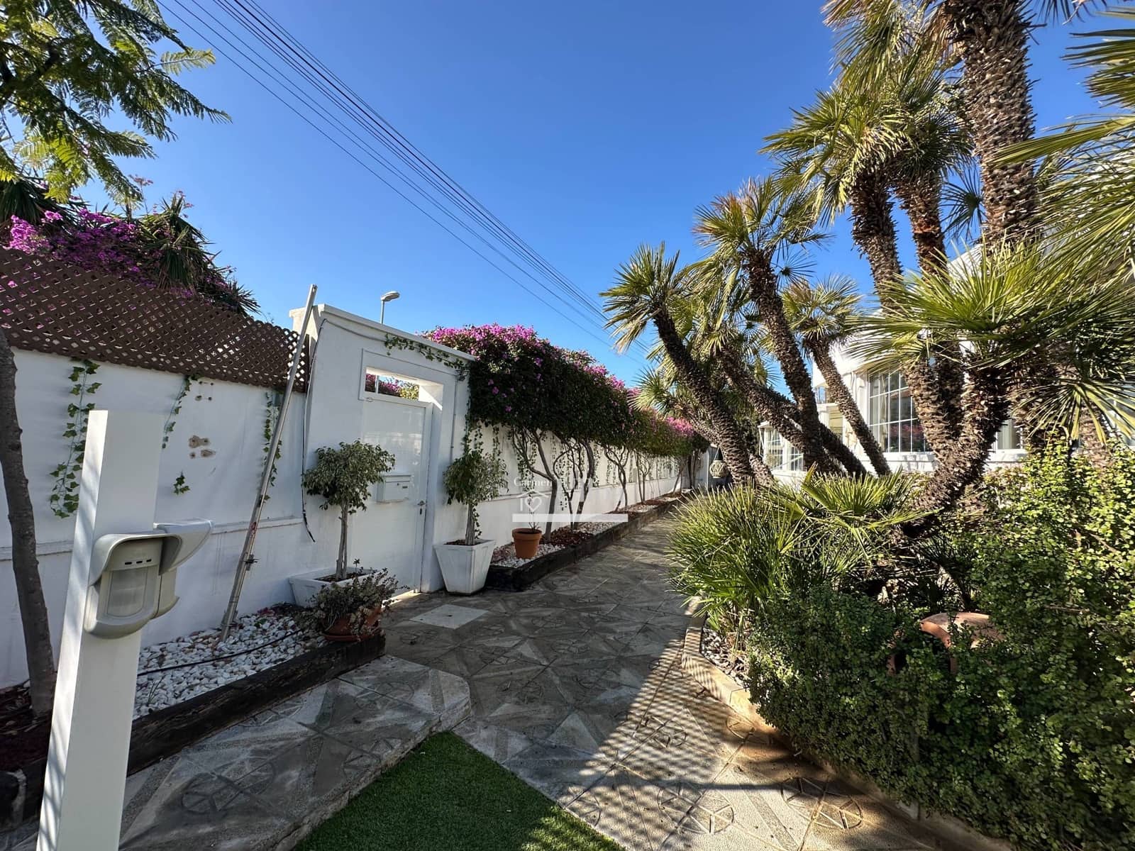 3 soveværelse Villa til salg i La Font med swimmingpool garage - € 750.000 (Ref: 8676009)