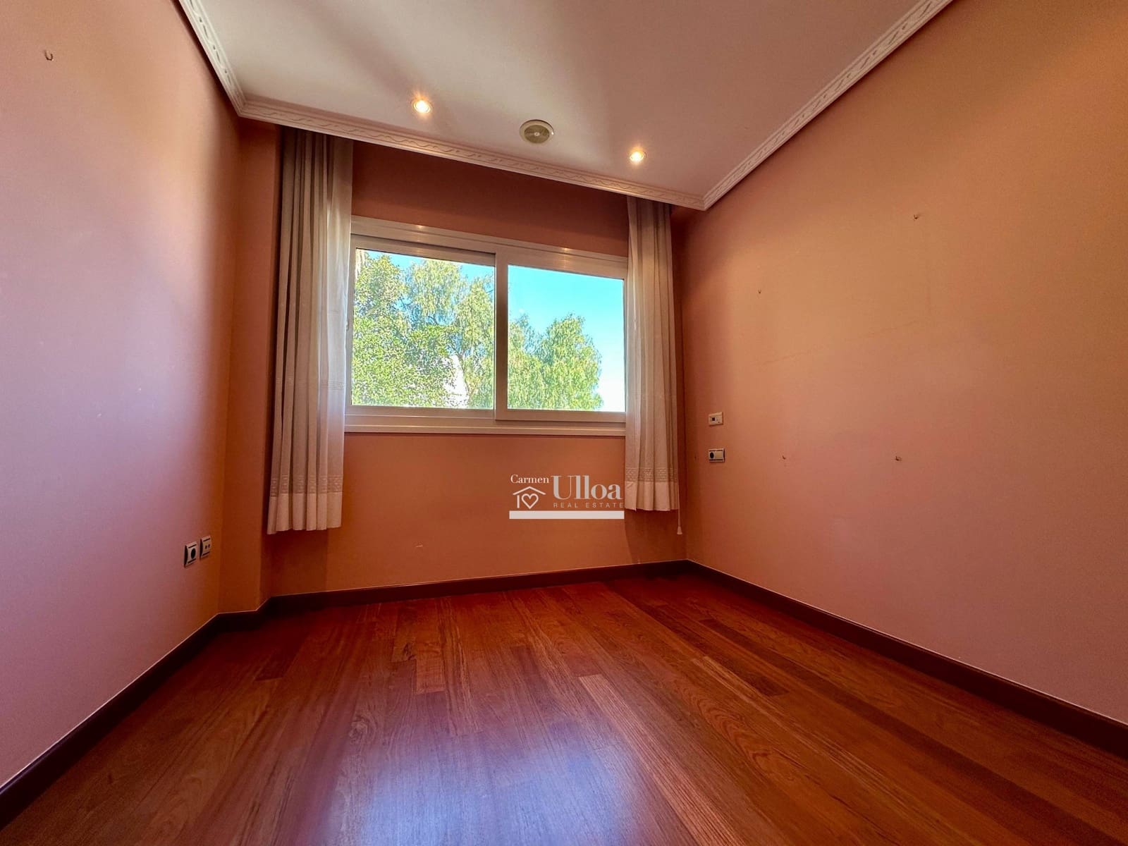 7 slaapkamer Rijtjeshuis te koop in Playa de San Juan met zwembad garage - € 1.145.000 (Ref: 8813030)