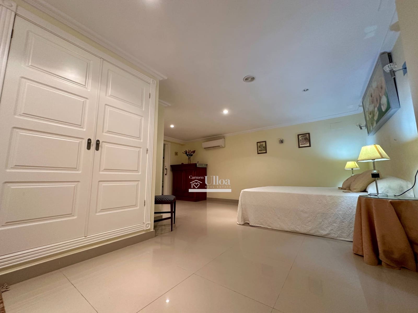 7 slaapkamer Rijtjeshuis te koop in Playa de San Juan met zwembad garage - € 1.145.000 (Ref: 8813030)