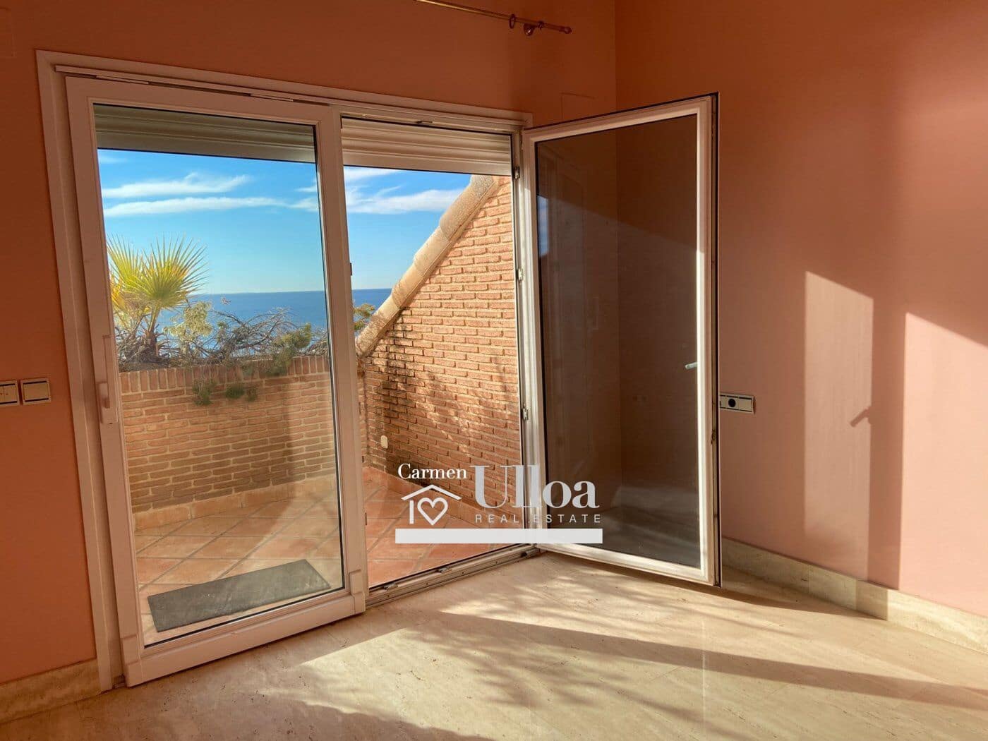 7 sypialnia Dom szeregowy na sprzedaż w Playa de San Juan z basenem garażem - 1 145 000 € (Ref: 8813030)