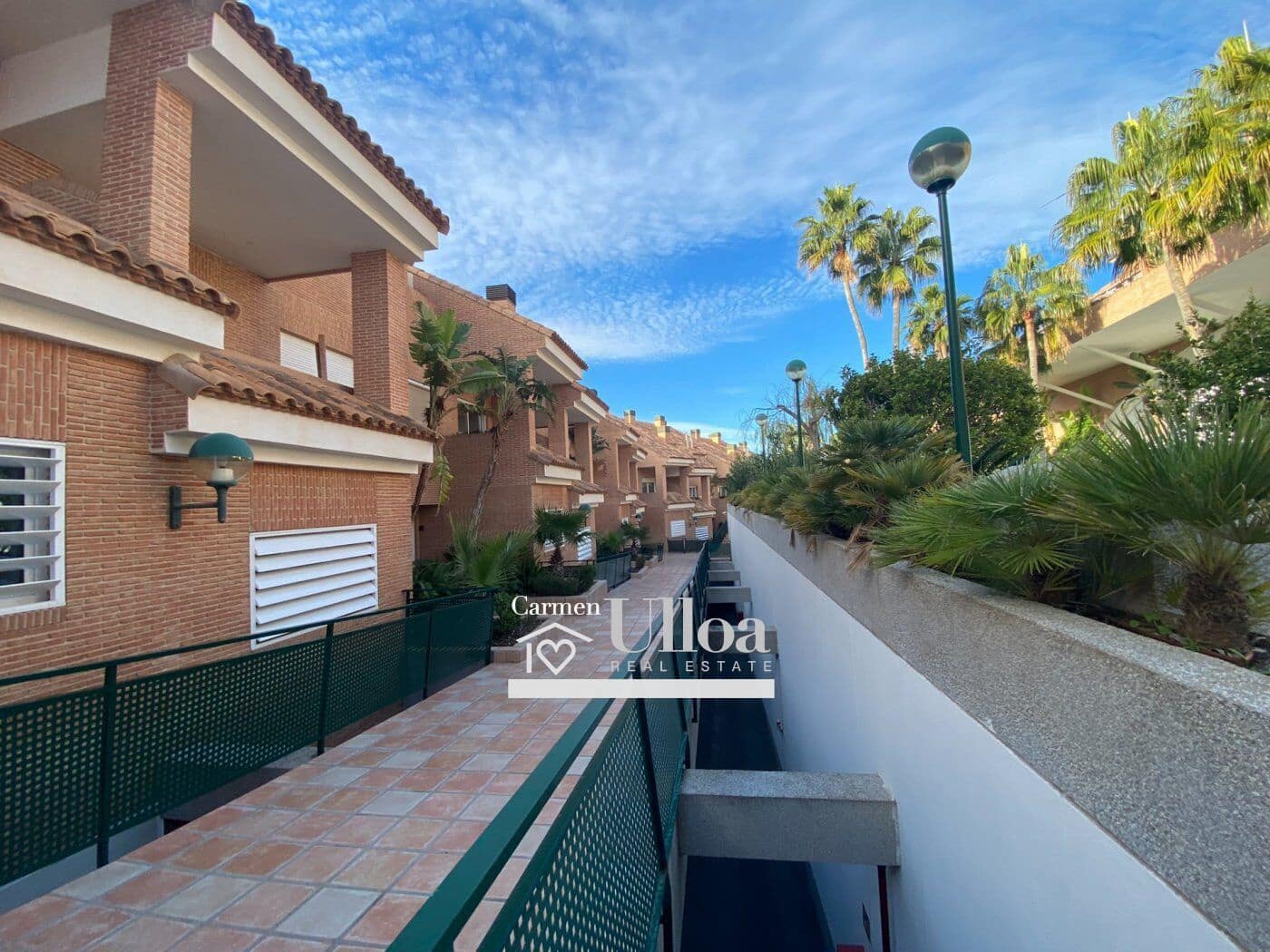 7 bedroom Terraced Villa for sale in Playa de San Juan with pool garage - € 1,145,000 (Ref: 8813030)