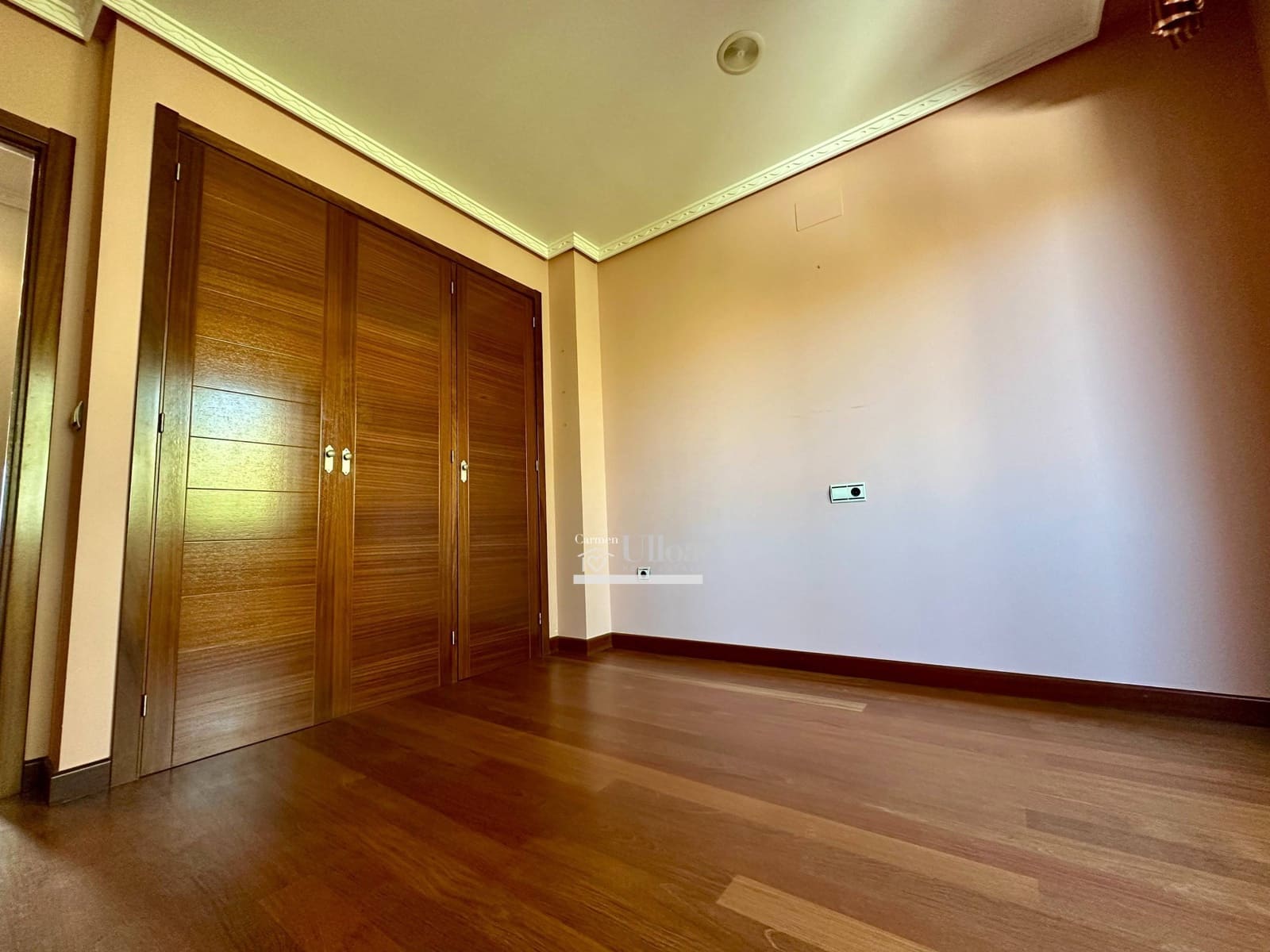 7 bedroom Terraced Villa for sale in Playa de San Juan with pool garage - € 1,145,000 (Ref: 8813030)