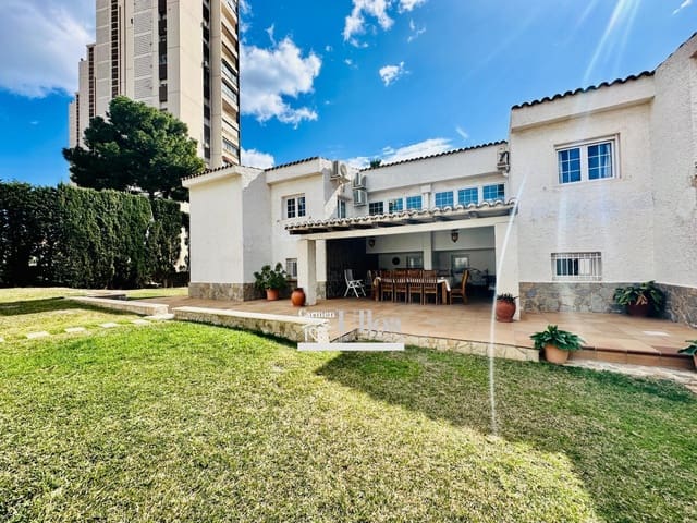 7 soverom Villa til salgs i Playa de San Juan, Alicante by med svømmebasseng garasje - € 1 590 000 (Ref: 8849802)