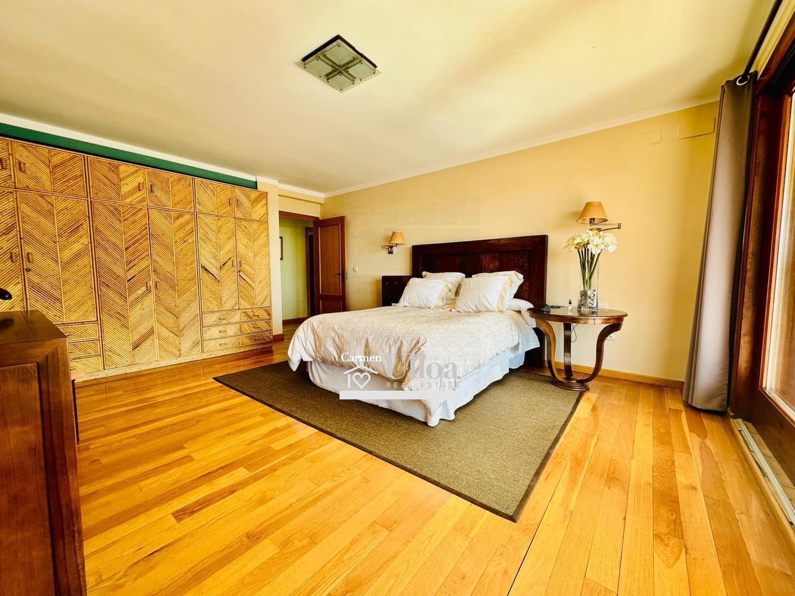 7 bedroom Villa for sale in Playa de San Juan with pool garage - € 1,590,000 (Ref: 8849802)