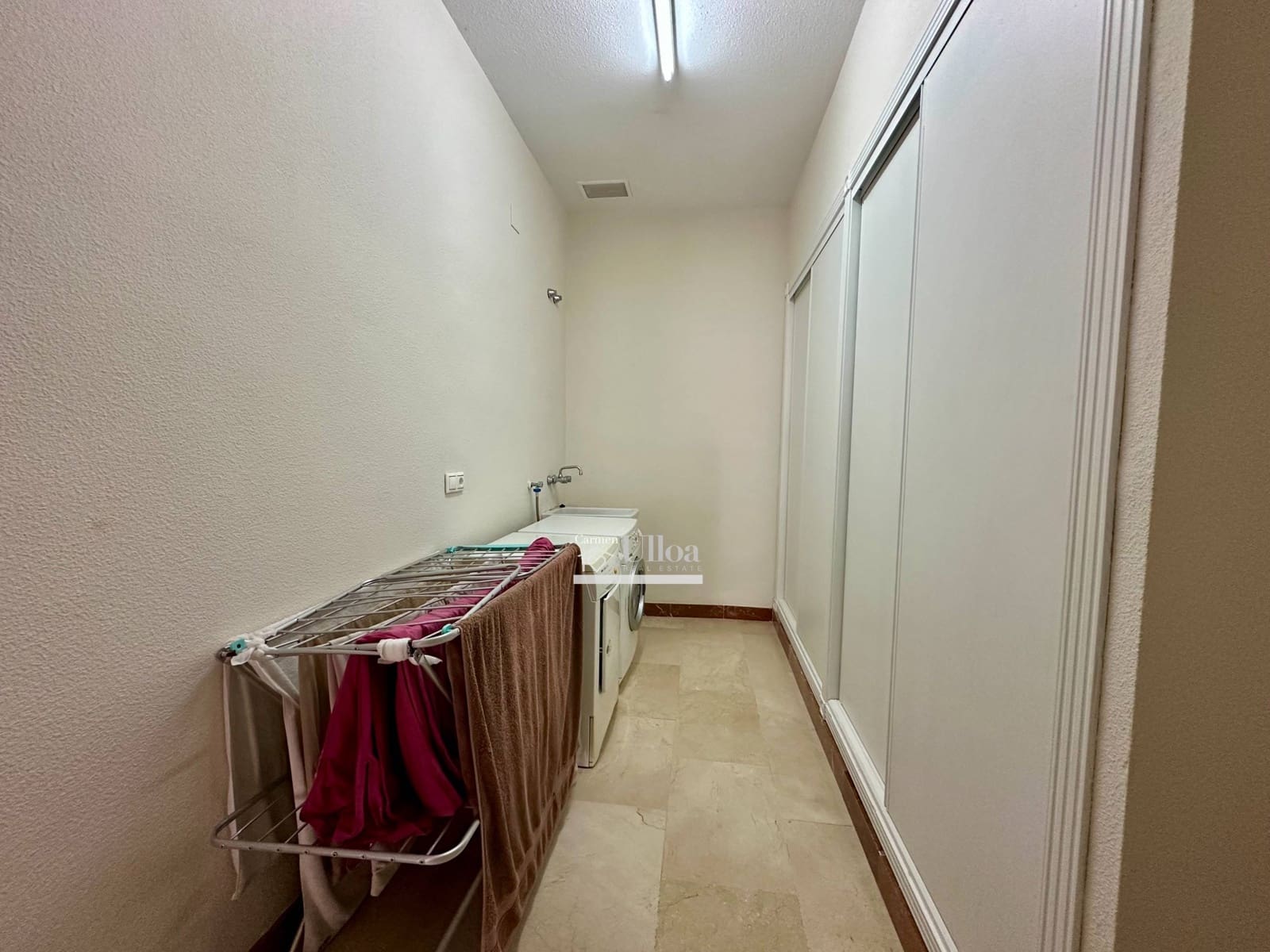 6 makuuhuone Huvila myytävänä paikassa Coveta Fuma mukana uima-altaan 
autotalli - 950 000 € (Ref: 8851698)