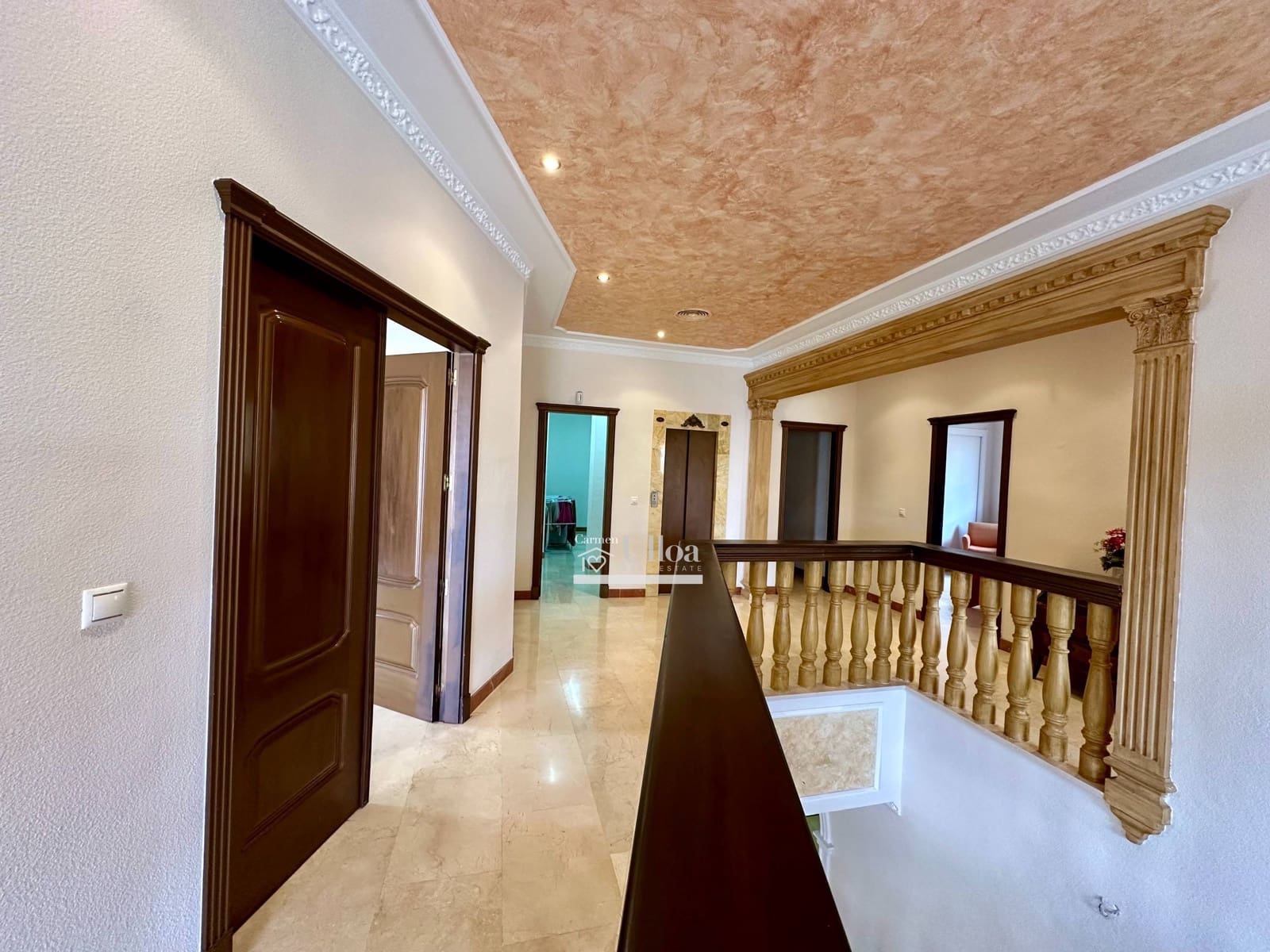 6 makuuhuone Huvila myytävänä paikassa Coveta Fuma mukana uima-altaan 
autotalli - 950 000 € (Ref: 8851698)