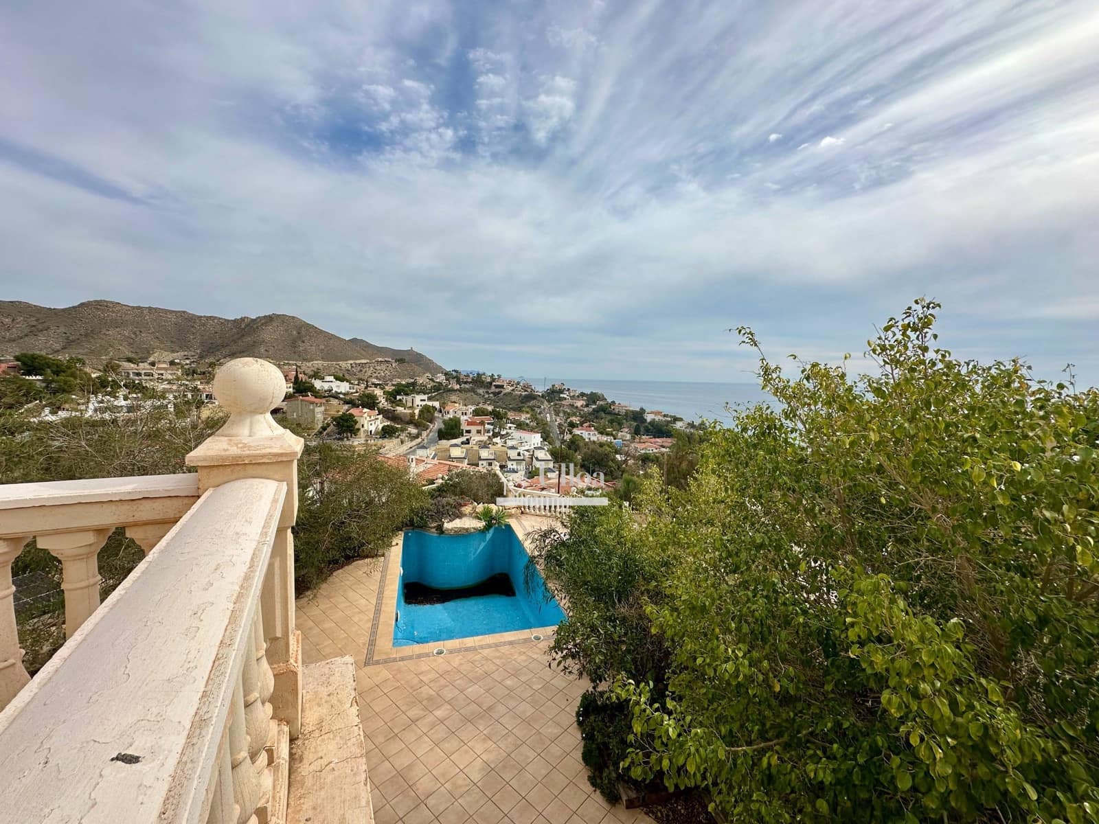 6 makuuhuone Huvila myytävänä paikassa Coveta Fuma mukana uima-altaan 
autotalli - 950 000 € (Ref: 8851698)