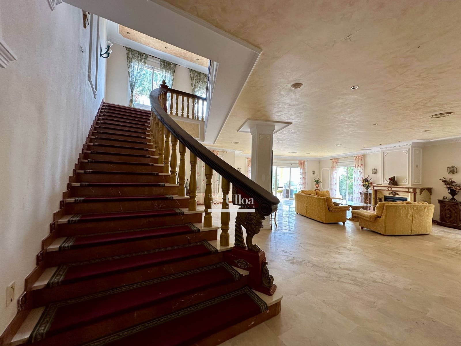 6 soverom Villa til salgs i Coveta Fuma med svømmebasseng garasje - € 950 000 (Ref: 8851698)