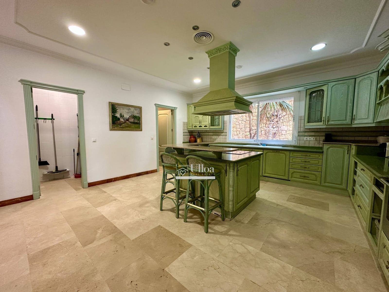 6 soverom Villa til salgs i Coveta Fuma med svømmebasseng garasje - € 950 000 (Ref: 8851698)