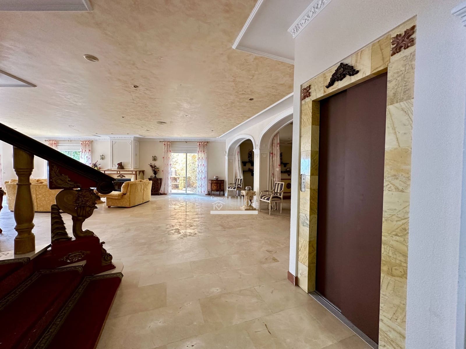 6 soverom Villa til salgs i Coveta Fuma med svømmebasseng garasje - € 950 000 (Ref: 8851698)