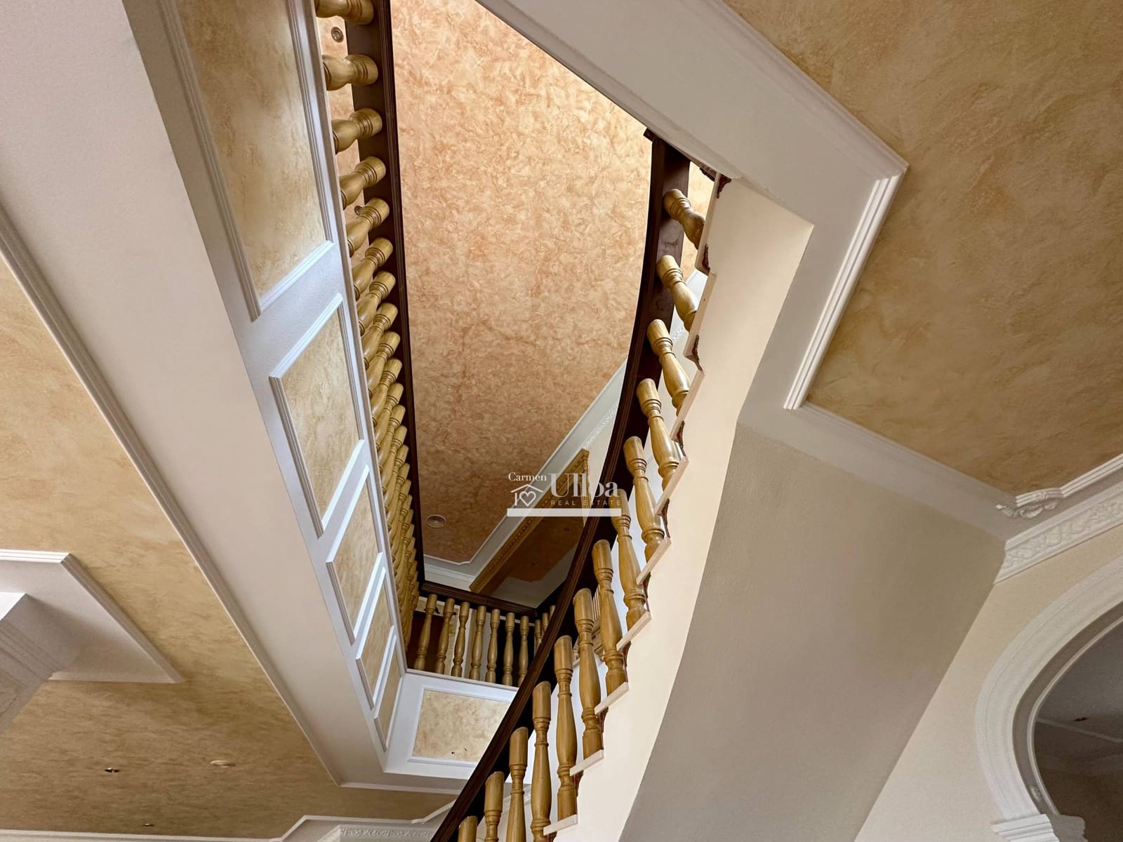 6 soverom Villa til salgs i Coveta Fuma med svømmebasseng garasje - € 950 000 (Ref: 8851698)