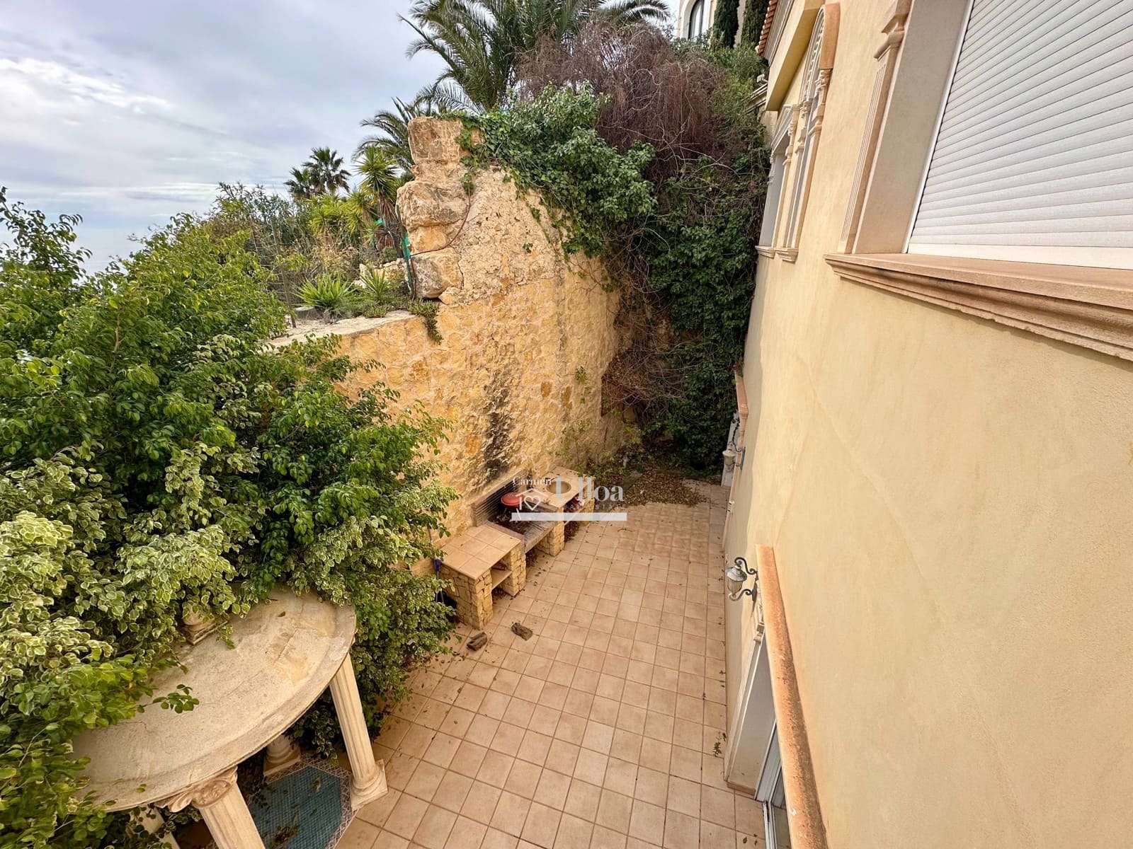 6 soverom Villa til salgs i Coveta Fuma med svømmebasseng garasje - € 950 000 (Ref: 8851698)