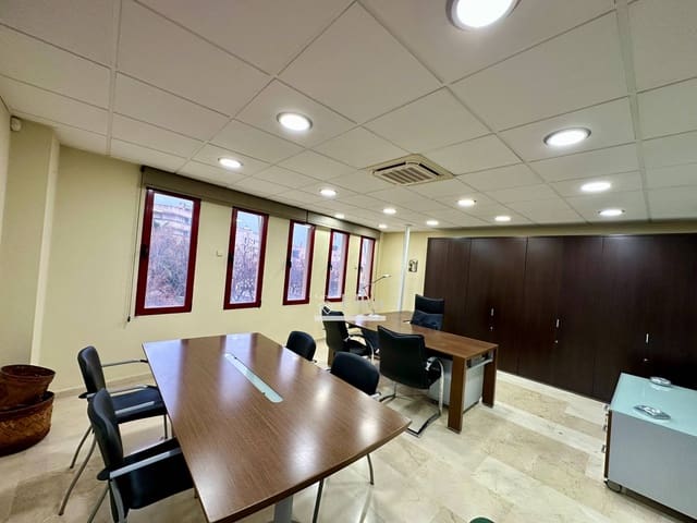 Kontor til salg i San Juan de Alicante / Sant Joan d'Alacant - € 138.500 (Ref: 8865136)