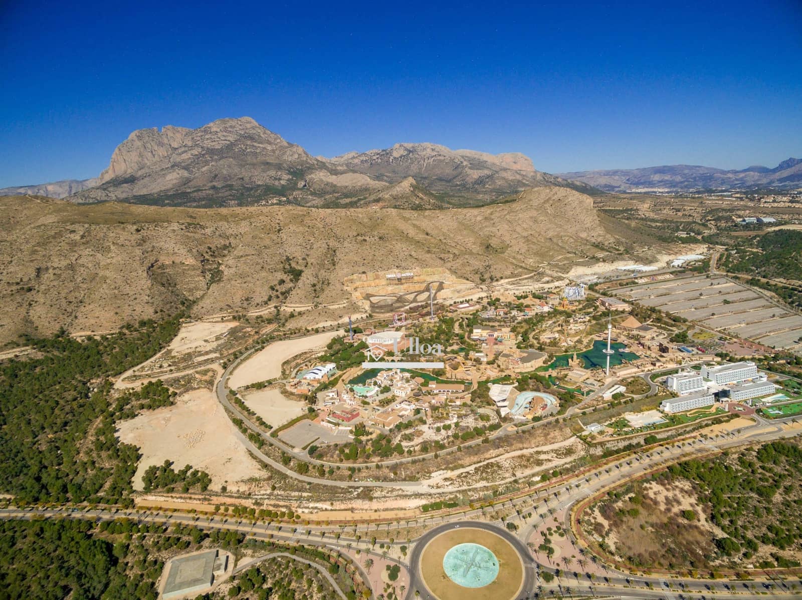 Chalet de 3 habitaciones en Finestrat en venta con garaje - 549.000 € (Ref: 8867305)