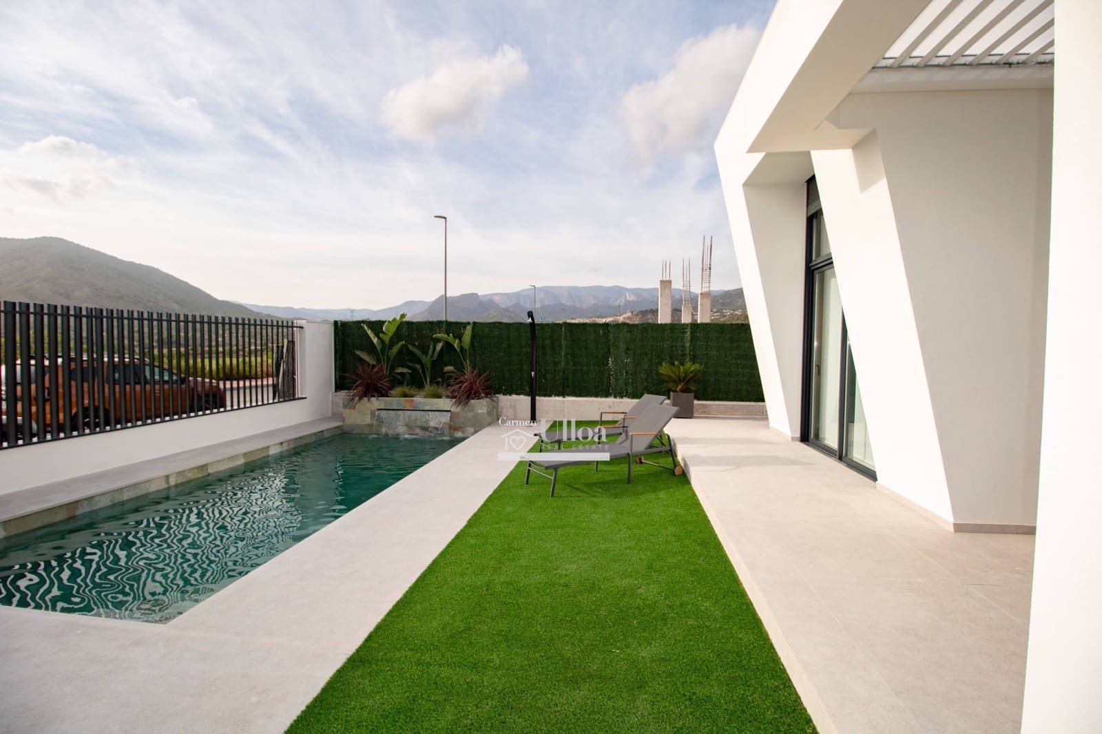 Chalet de 3 habitaciones en Finestrat en venta con garaje - 549.000 € (Ref: 8867305)