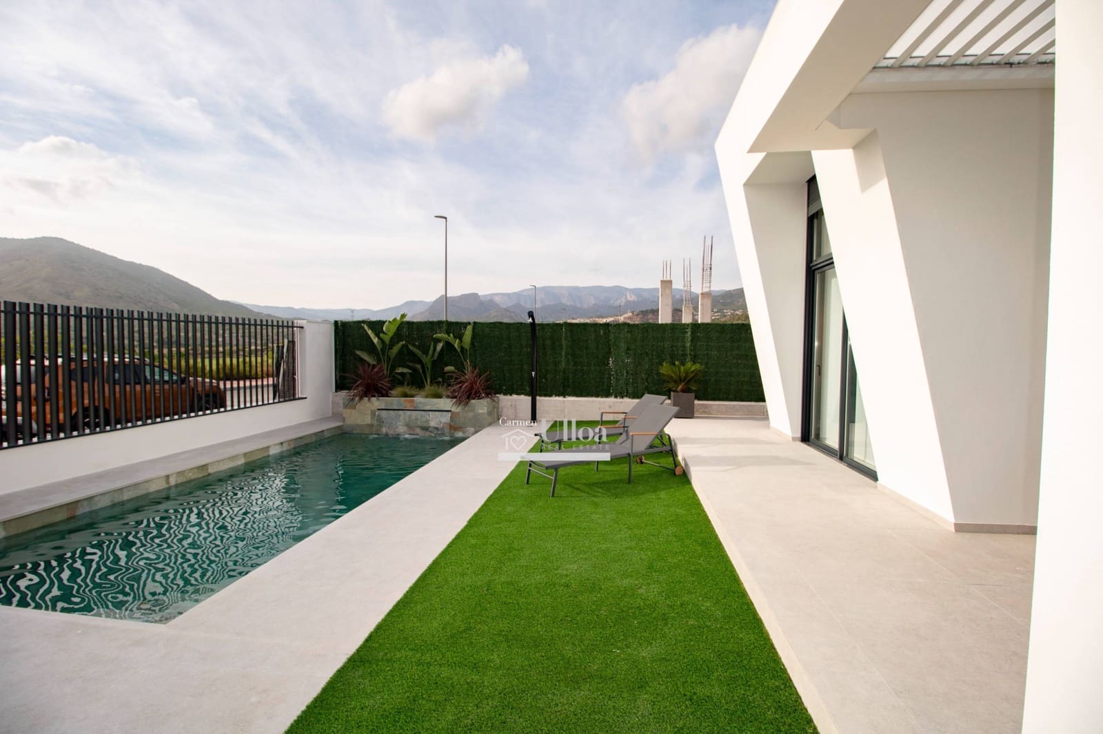 Chalet de 3 habitaciones en Finestrat en venta con garaje - 549.000 € (Ref: 8867305)