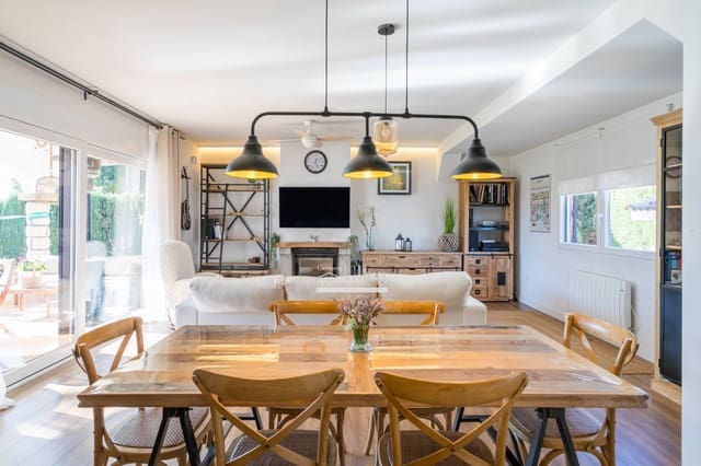 6 camera da letto Villa in vendita in El Campello con piscina - 1.250.000 € (Rif: 8893271)