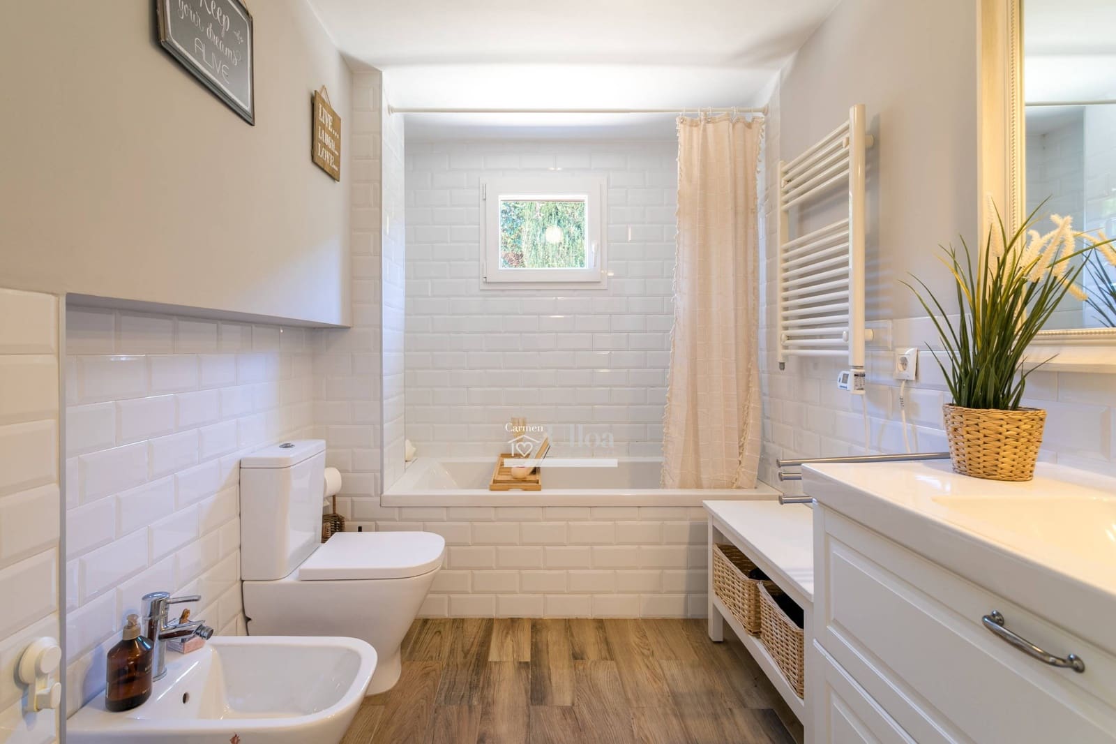 6 bedroom Villa for sale in El Campello with pool - € 1,250,000 (Ref: 8893271)