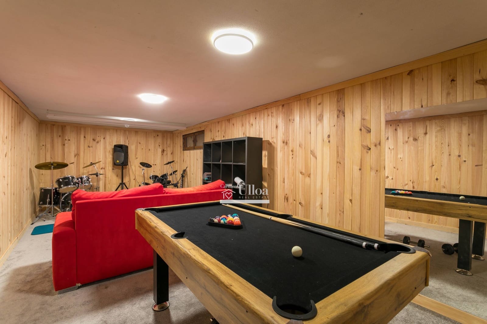 6 bedroom Villa for sale in El Campello with pool - € 1,250,000 (Ref: 8893271)