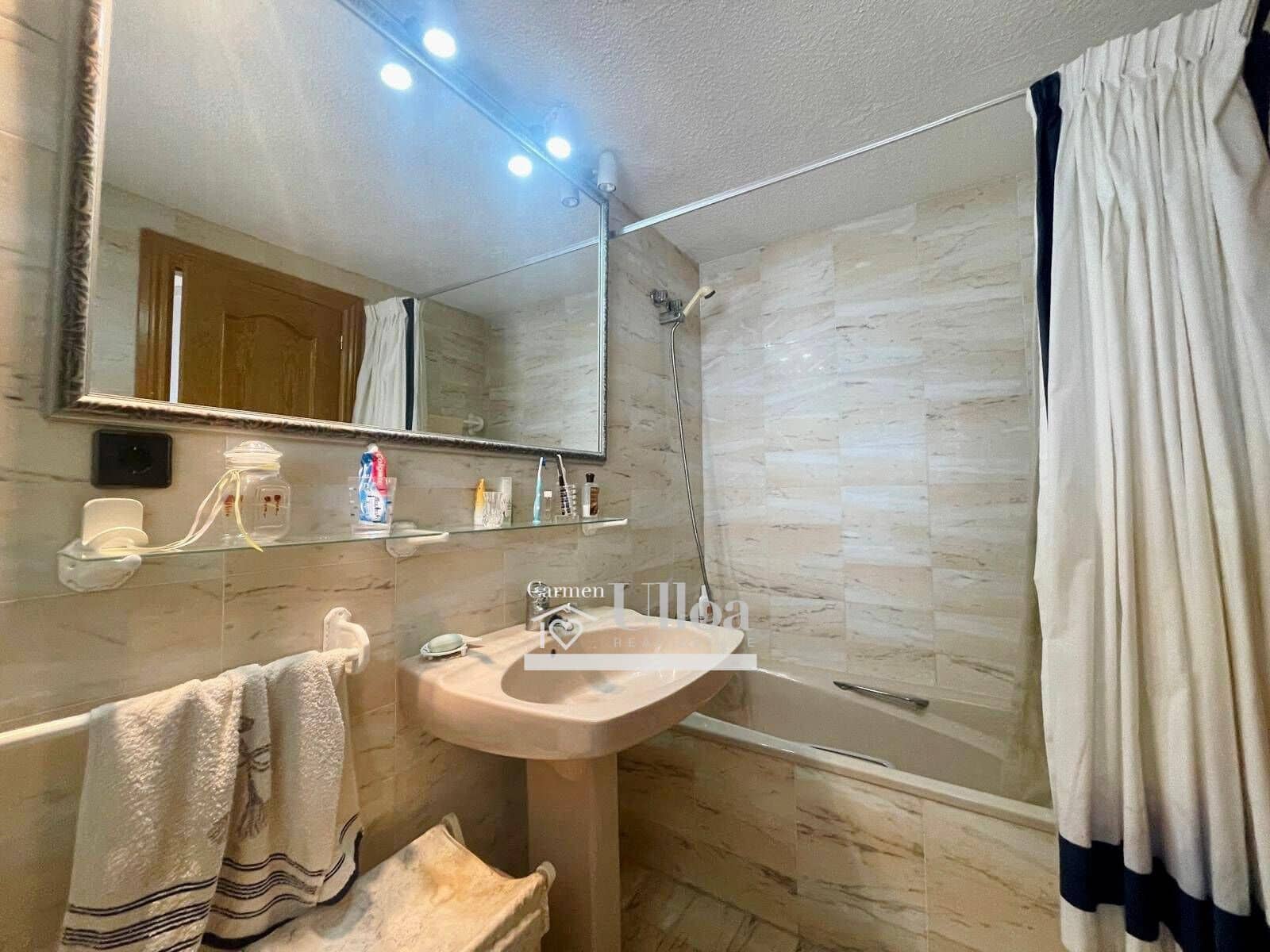 5 soveværelse Lejlighed til salg i Playa de San Juan med swimmingpool garage - € 1.050.000 (Ref: 8900176)