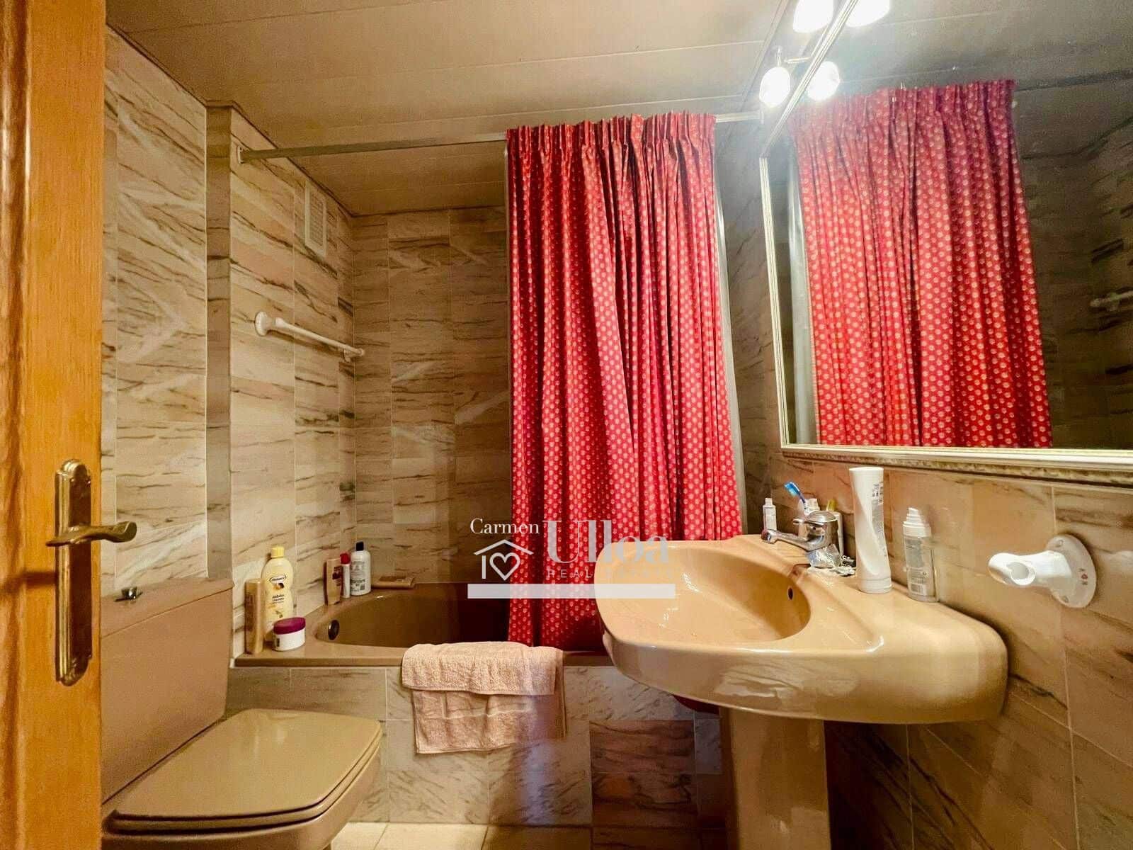 5 slaapkamer Flat te koop in Playa de San Juan met zwembad garage - € 1.050.000 (Ref: 8900176)