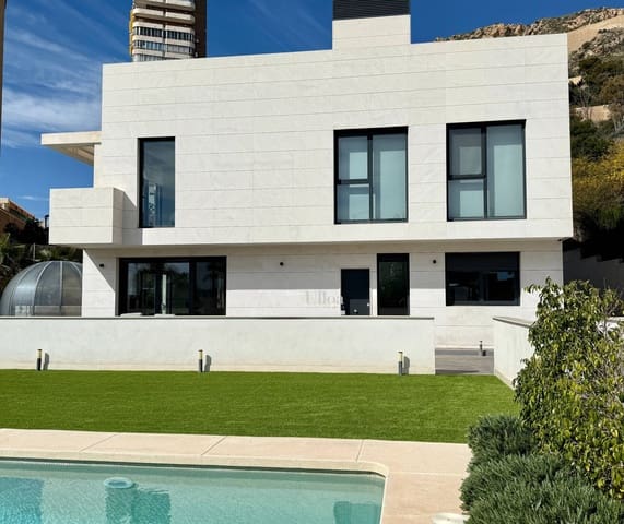 3 soveværelse Villa til salg i Alicante by med swimmingpool garage - € 1.175.000 (Ref: 8905616)