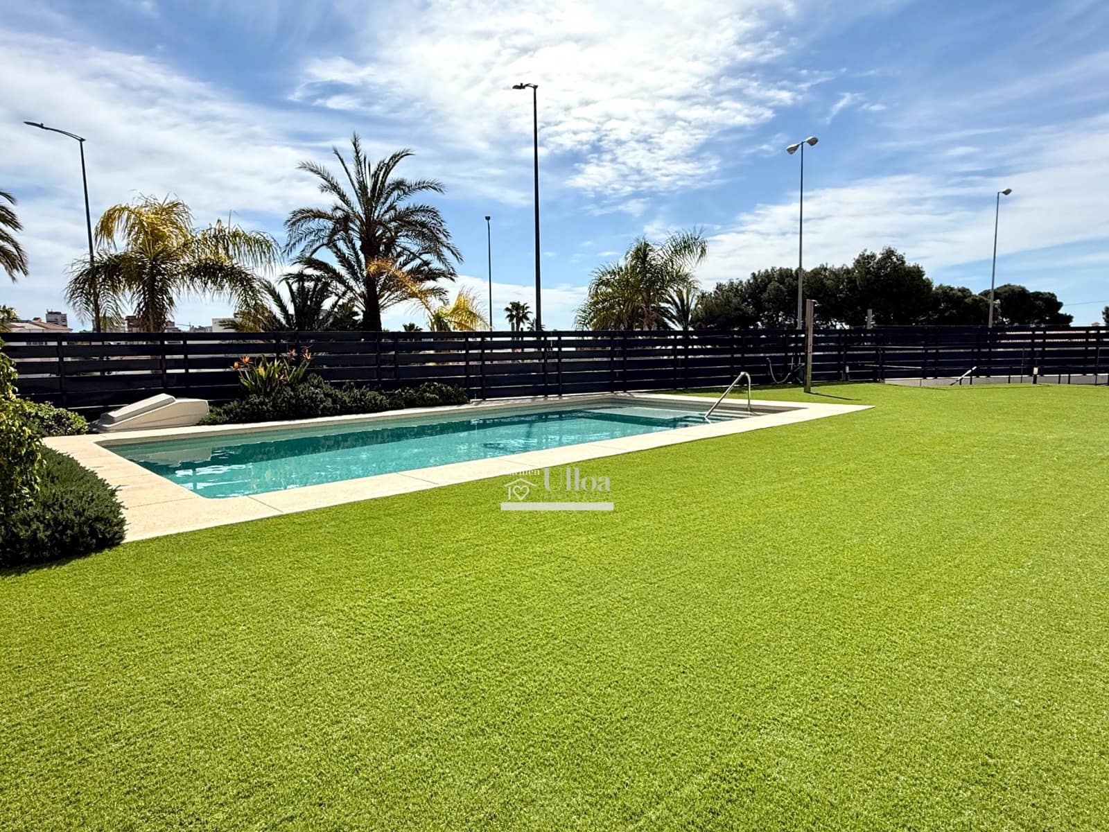 3 sovrum Villa till salu i Alicante stad med pool garage - 1 175 000 € (Ref: 8905616)