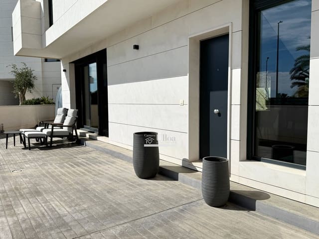 3 soveværelse Villa til salg i Alicante by med swimmingpool garage - € 1.175.000 (Ref: 8905616)