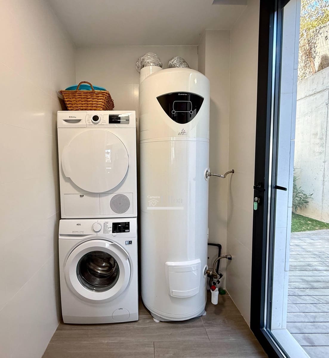 Chalet de 3 habitaciones en Alicante / Alacant ciudad en venta con piscina garaje - 1.175.000 € (Ref: 8905616)