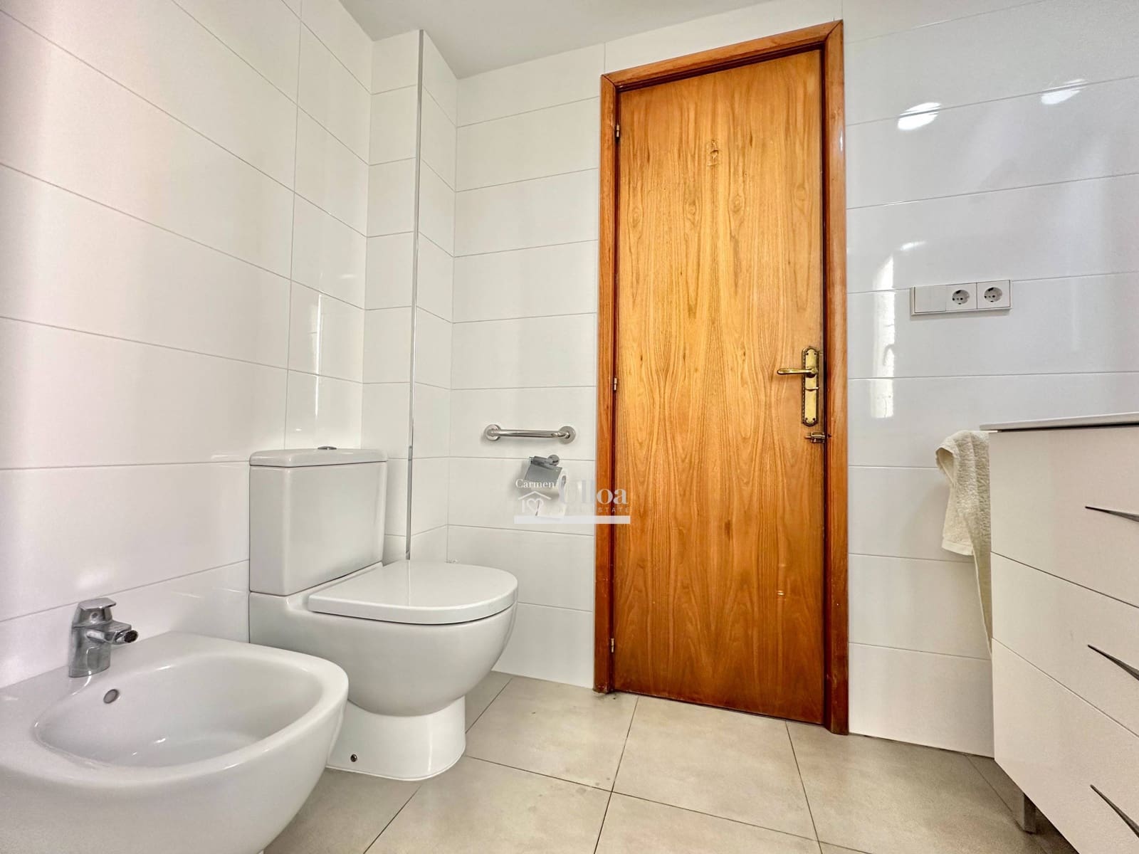 4 bedroom Flat for sale in Alicante / Alacant city - € 670,000 (Ref: 8946759)