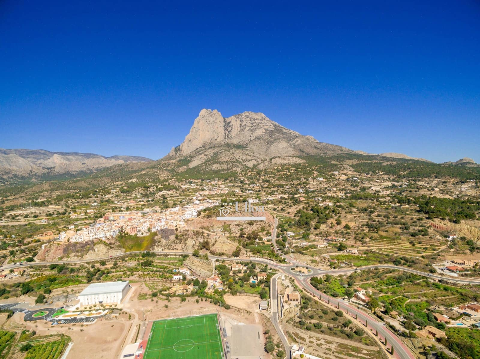 3 bedroom Villa for sale in Finestrat with garage - € 599,000 (Ref: 8946760)