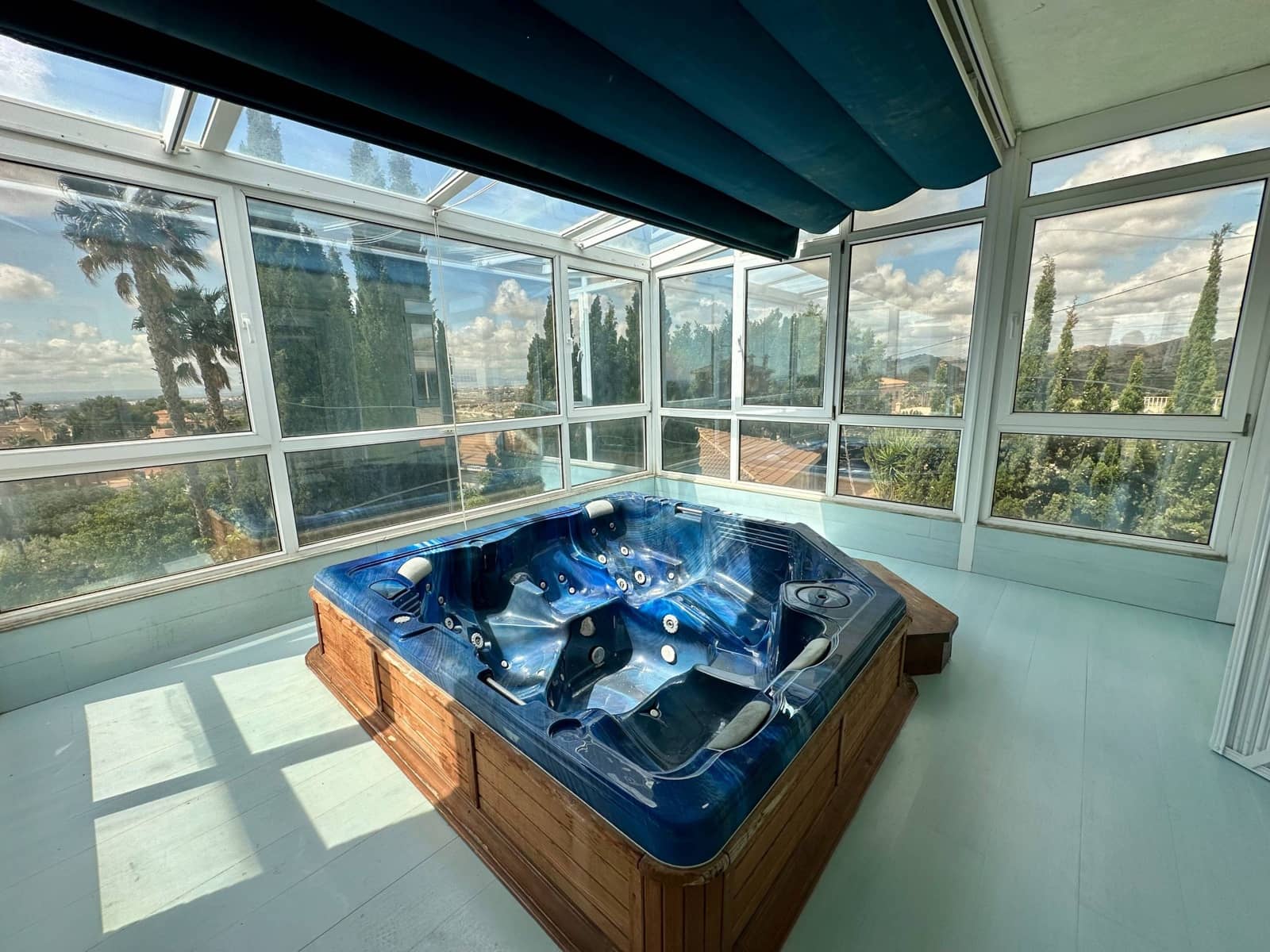 4 slaapkamer Villa te koop in Elche / Elx met zwembad garage - € 750.000 (Ref: 8960256)