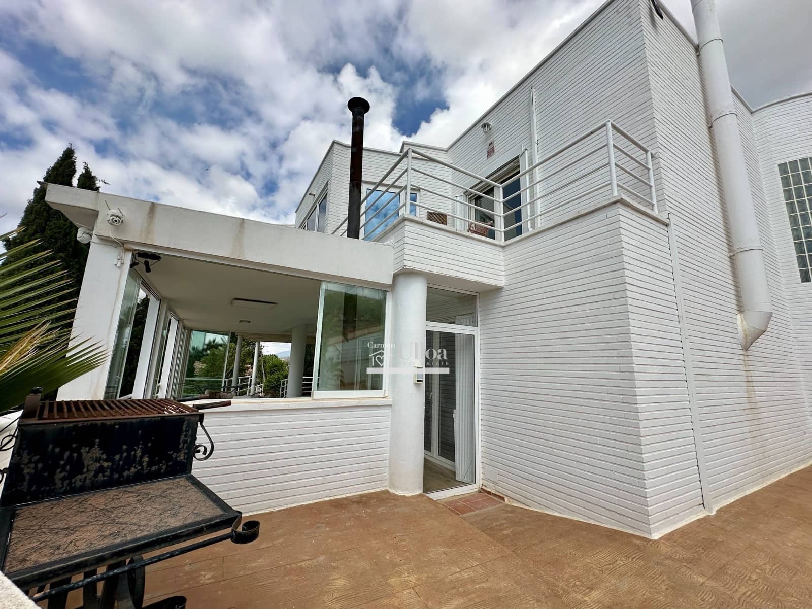 Chalet de 4 habitaciones en Elche / Elx en venta con piscina garaje - 750.000 € (Ref: 8960256)