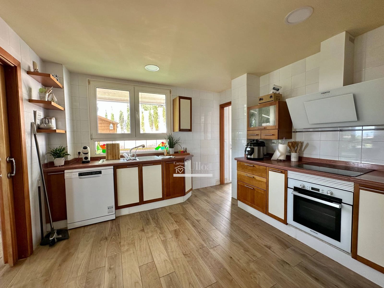 Chalet de 4 habitaciones en Elche / Elx en venta con piscina garaje - 750.000 € (Ref: 8960256)