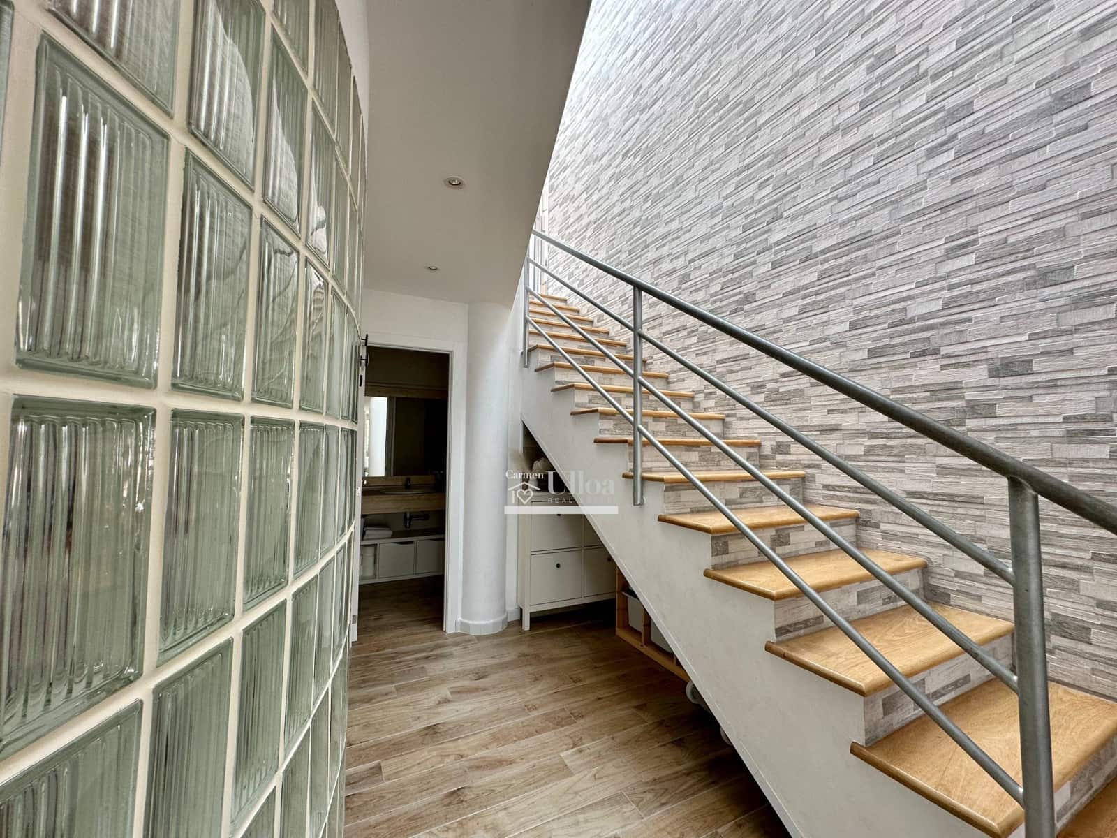 Chalet de 4 habitaciones en Elche / Elx en venta con piscina garaje - 750.000 € (Ref: 8960256)