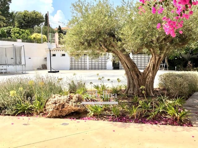 8 sovrum Villa till salu i Vistahermosa, Alicante stad med pool garage - 1 700 000 € (Ref: 8979520)