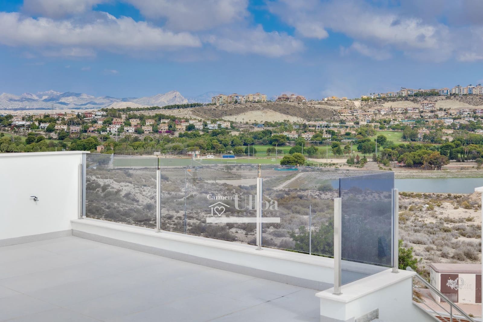 3 soveværelse Villa til salg i Muchamiel / Mutxamel med swimmingpool - € 450.000 (Ref: 8979523)