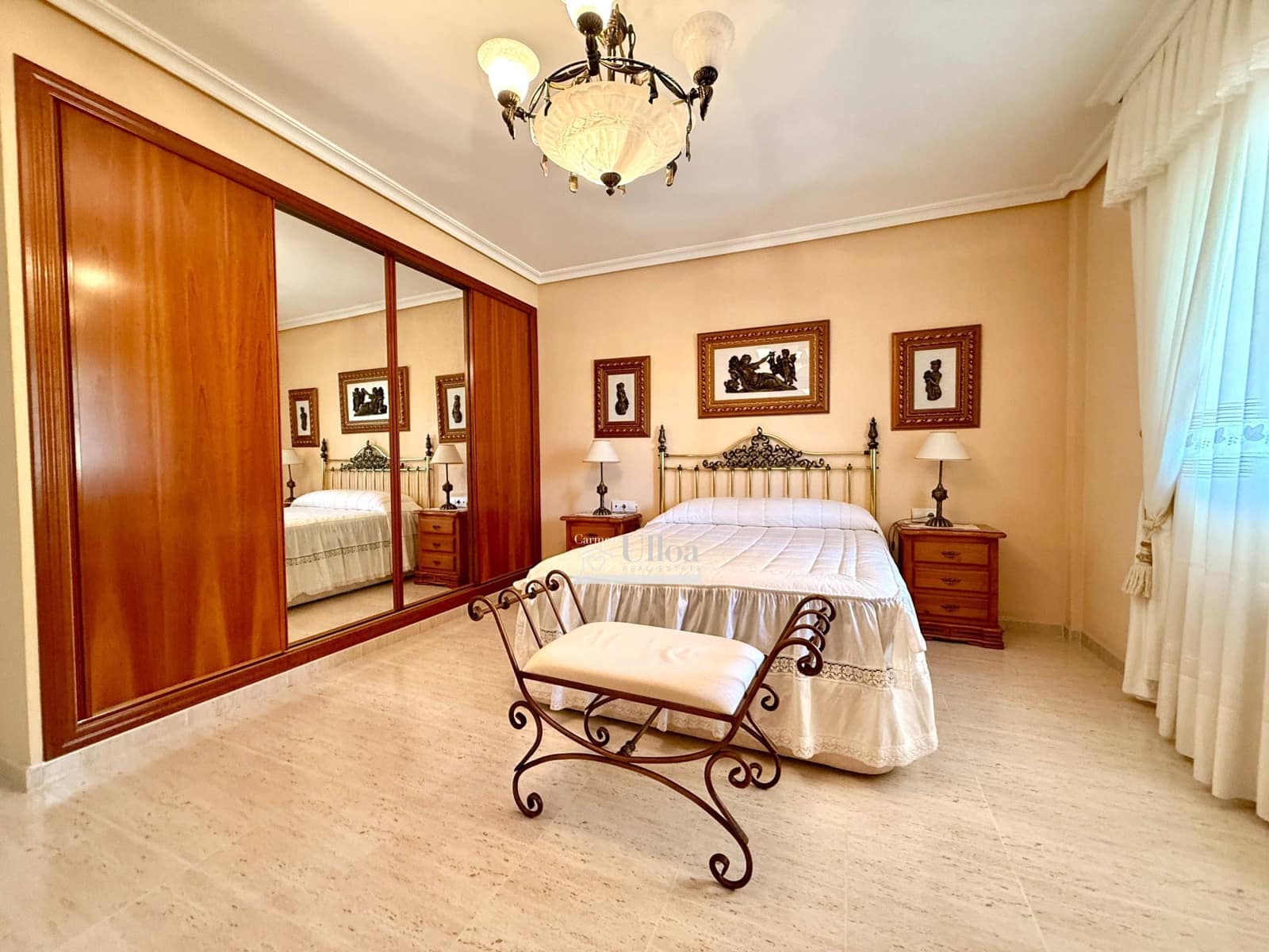 Chalet de 7 habitaciones en Muchamiel / Mutxamel en venta con piscina garaje - 864.000 € (Ref: 9020721)