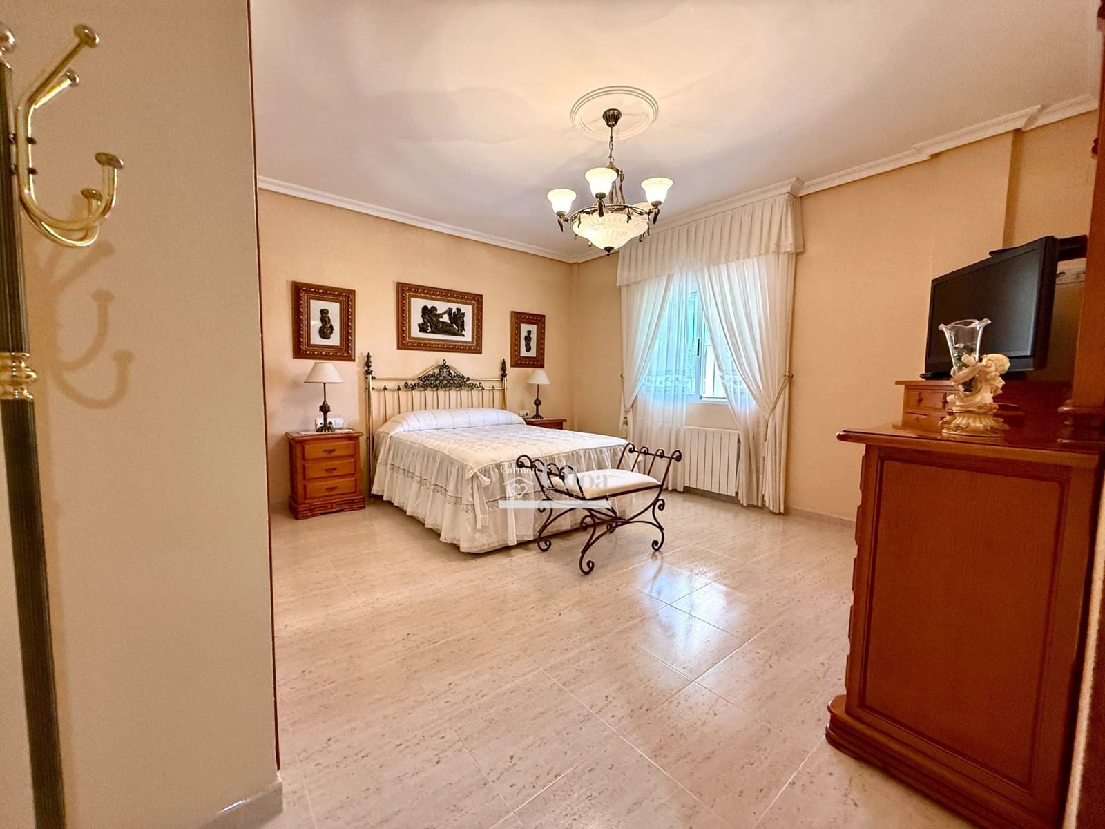 Chalet de 7 habitaciones en Muchamiel / Mutxamel en venta con piscina garaje - 864.000 € (Ref: 9020721)