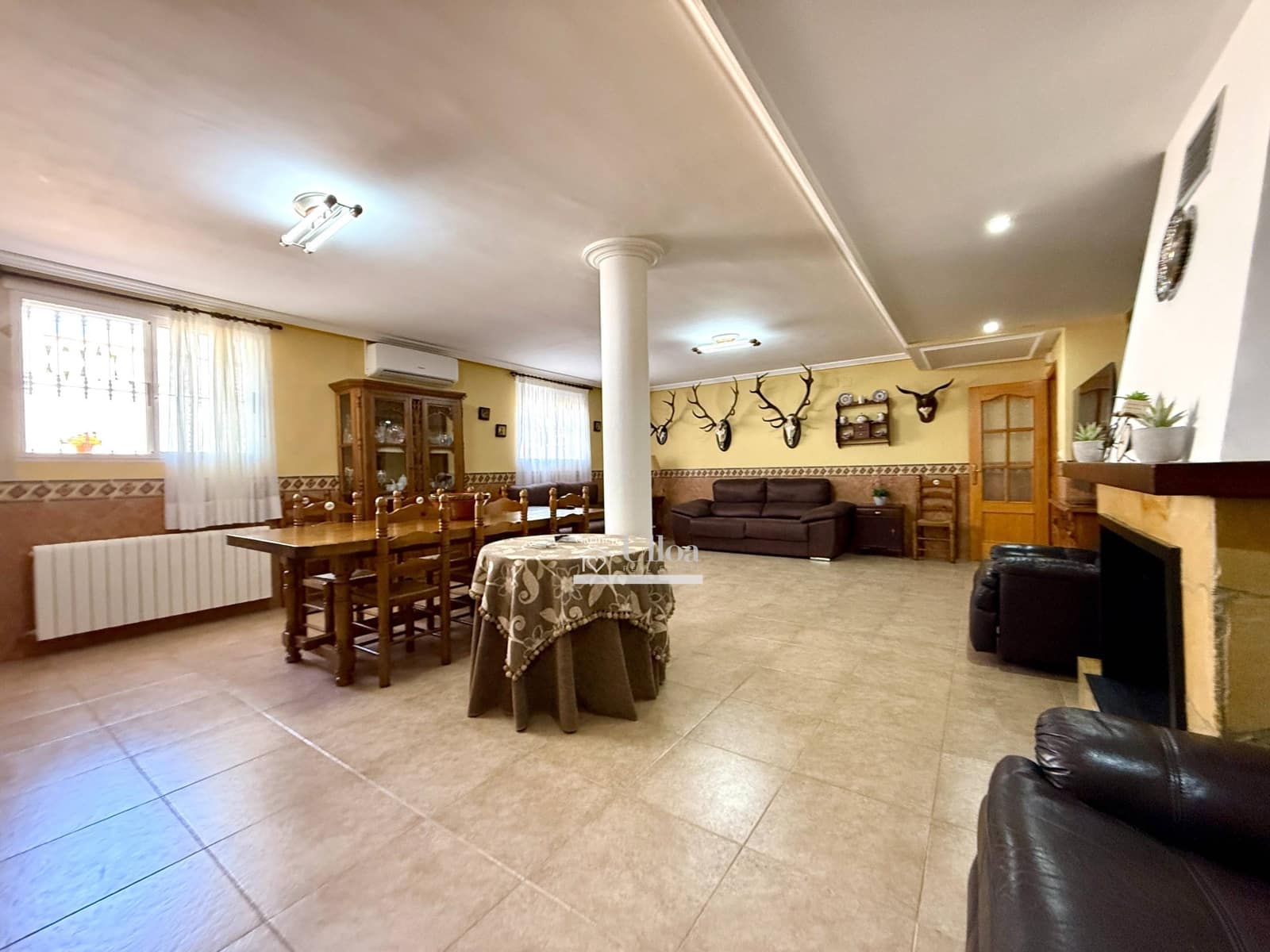 Chalet de 7 habitaciones en Muchamiel / Mutxamel en venta con piscina garaje - 864.000 € (Ref: 9020721)