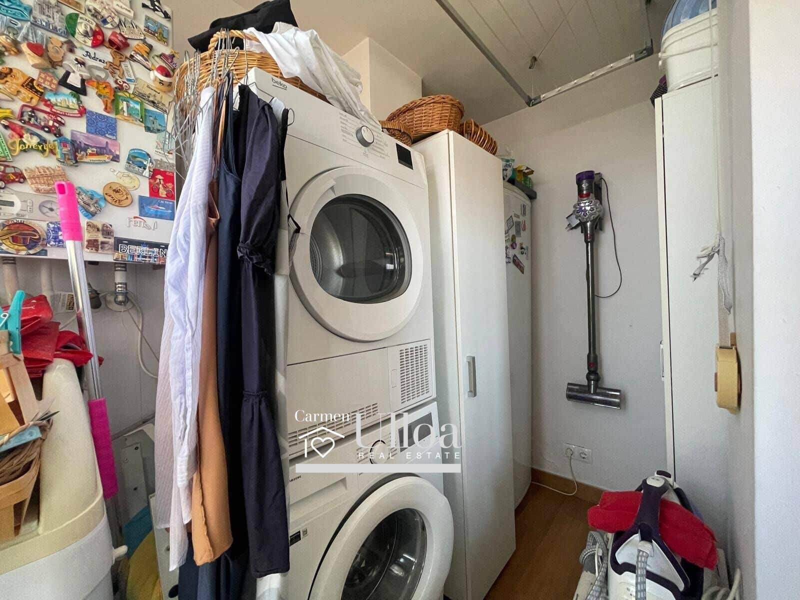 4 bedroom Flat for sale in Playa de San Juan with pool - € 675,000 (Ref: 9104805)