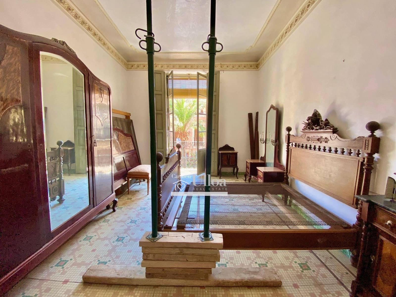 8 bedroom Townhouse for sale in Aspe - € 490,000 (Ref: 9165316)