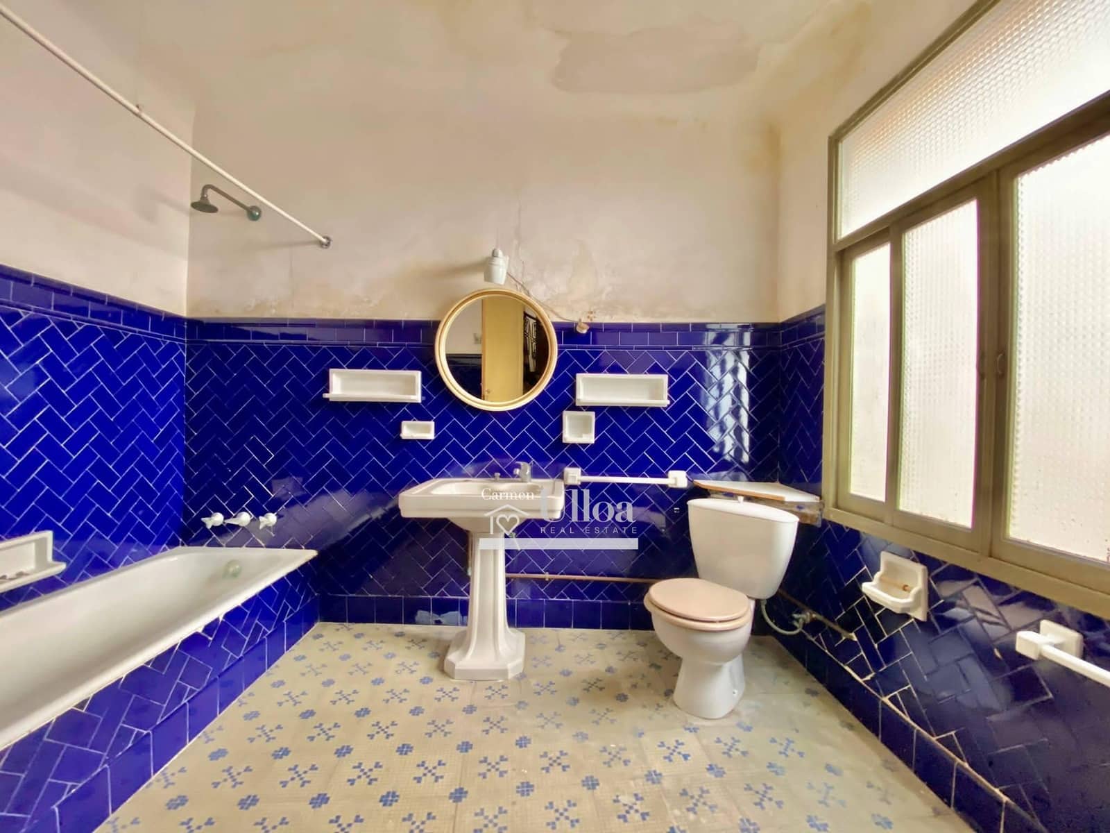 8 bedroom Townhouse for sale in Aspe - € 490,000 (Ref: 9165316)