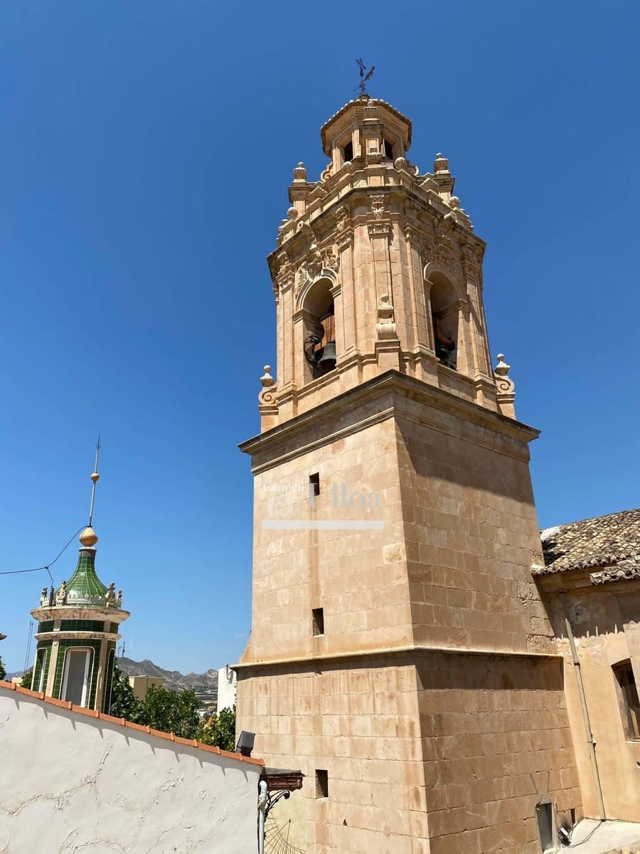 Casa de 8 habitaciones en Aspe en venta - 490.000 € (Ref: 9165316)