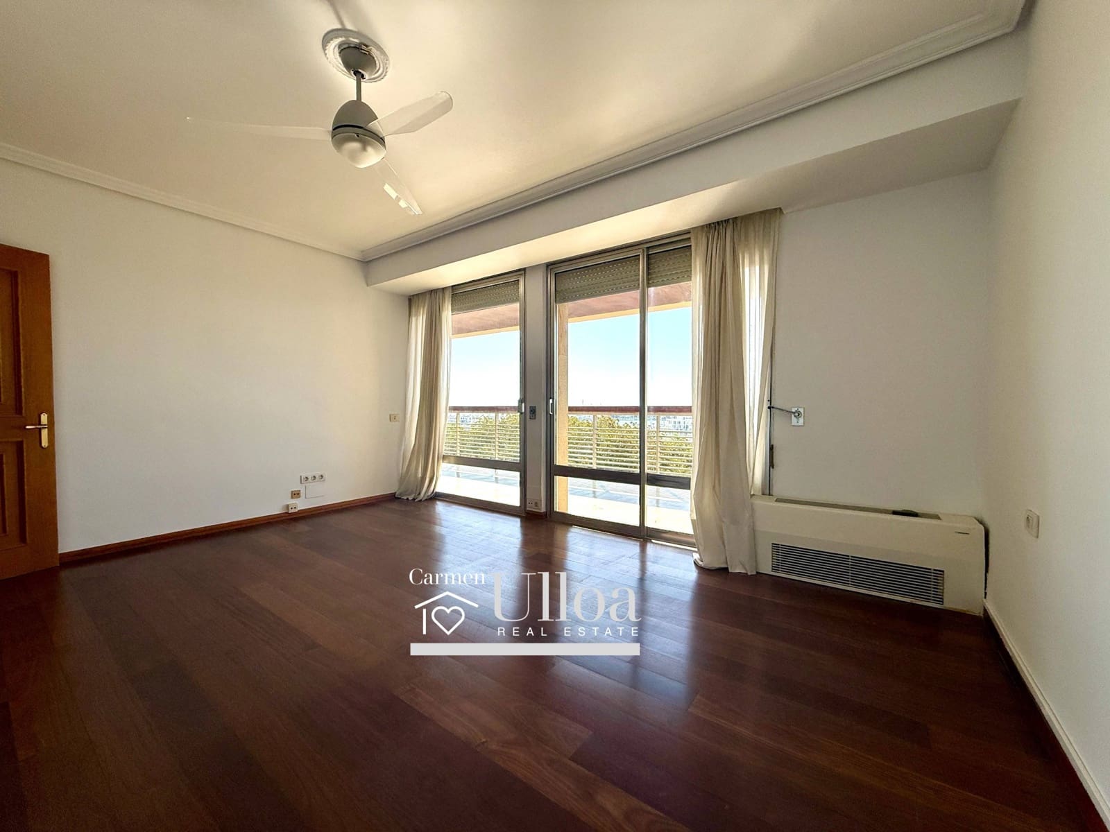 5 slaapkamer Flat te koop in Alicante stad met garage - € 1.975.000 (Ref: 9208487)