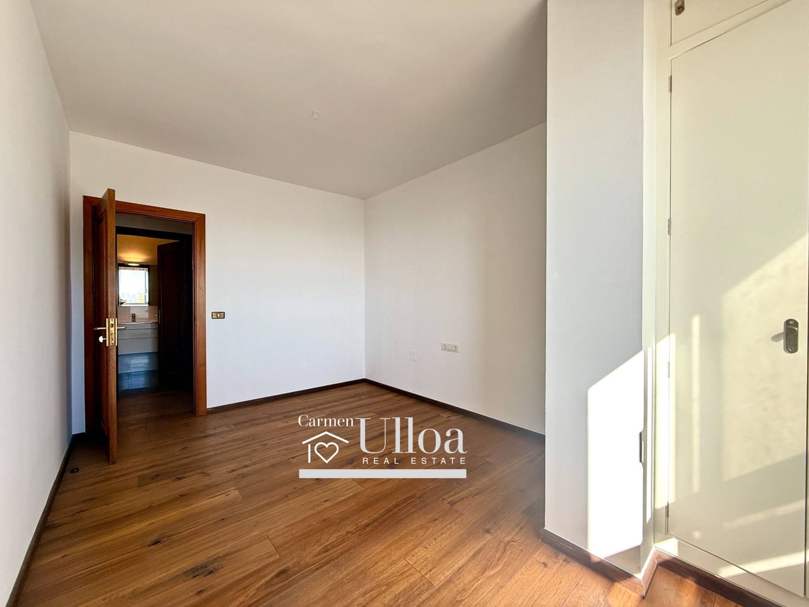 5 bedroom Flat for sale in Alicante / Alacant city with garage - € 1,975,000 (Ref: 9208487)