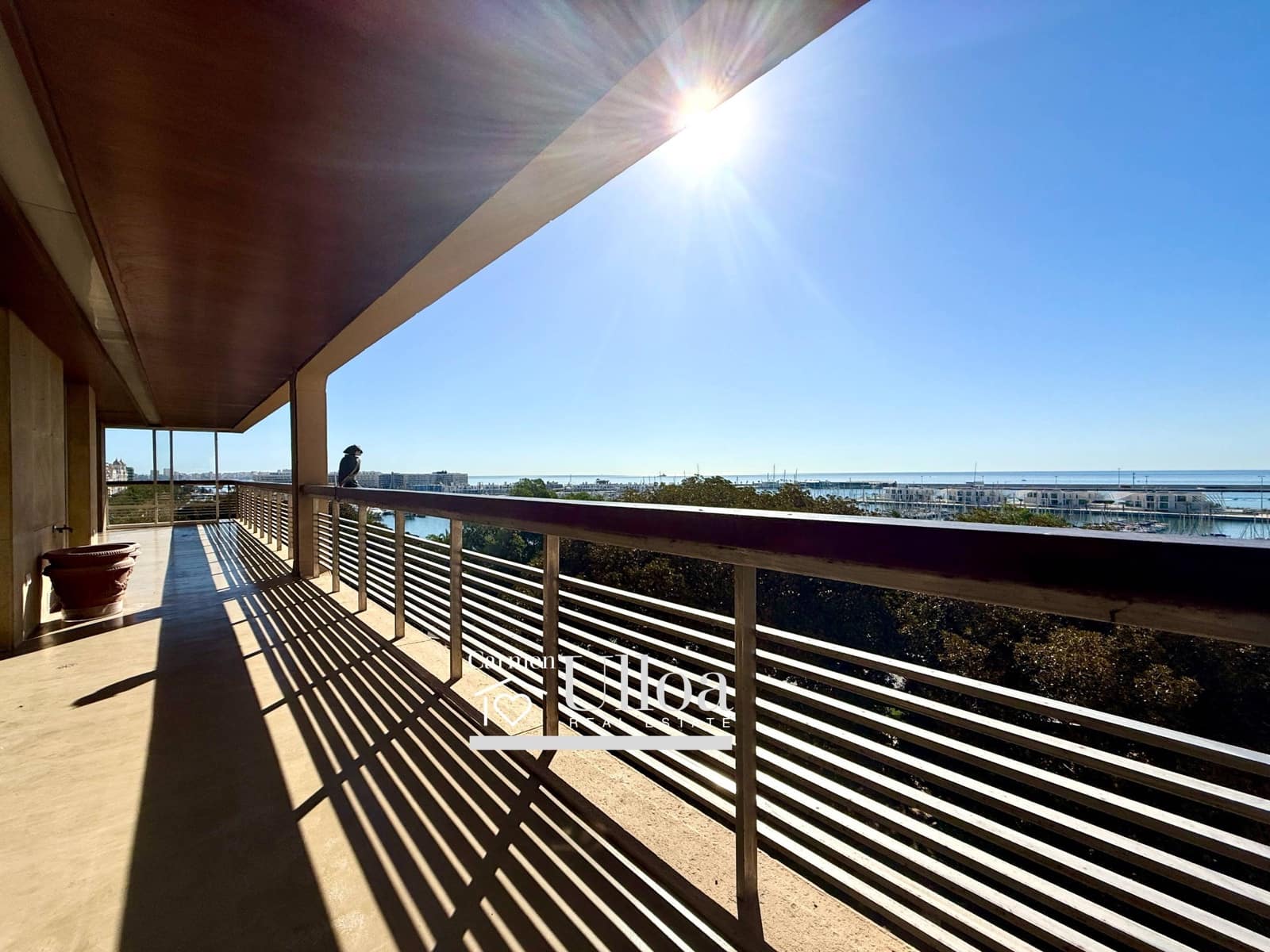 5 bedroom Flat for sale in Alicante / Alacant city with garage - € 1,975,000 (Ref: 9208487)