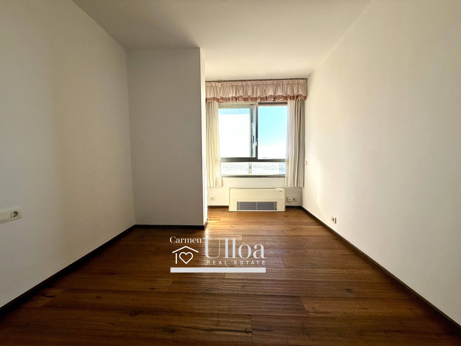 5 slaapkamer Flat te koop in Alicante stad met garage - € 1.975.000 (Ref: 9208487)