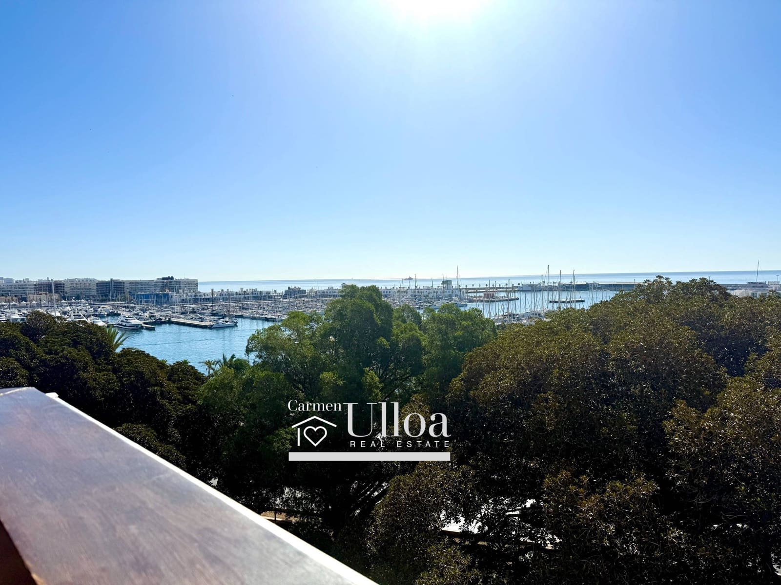 5 slaapkamer Flat te koop in Alicante stad met garage - € 1.975.000 (Ref: 9208487)