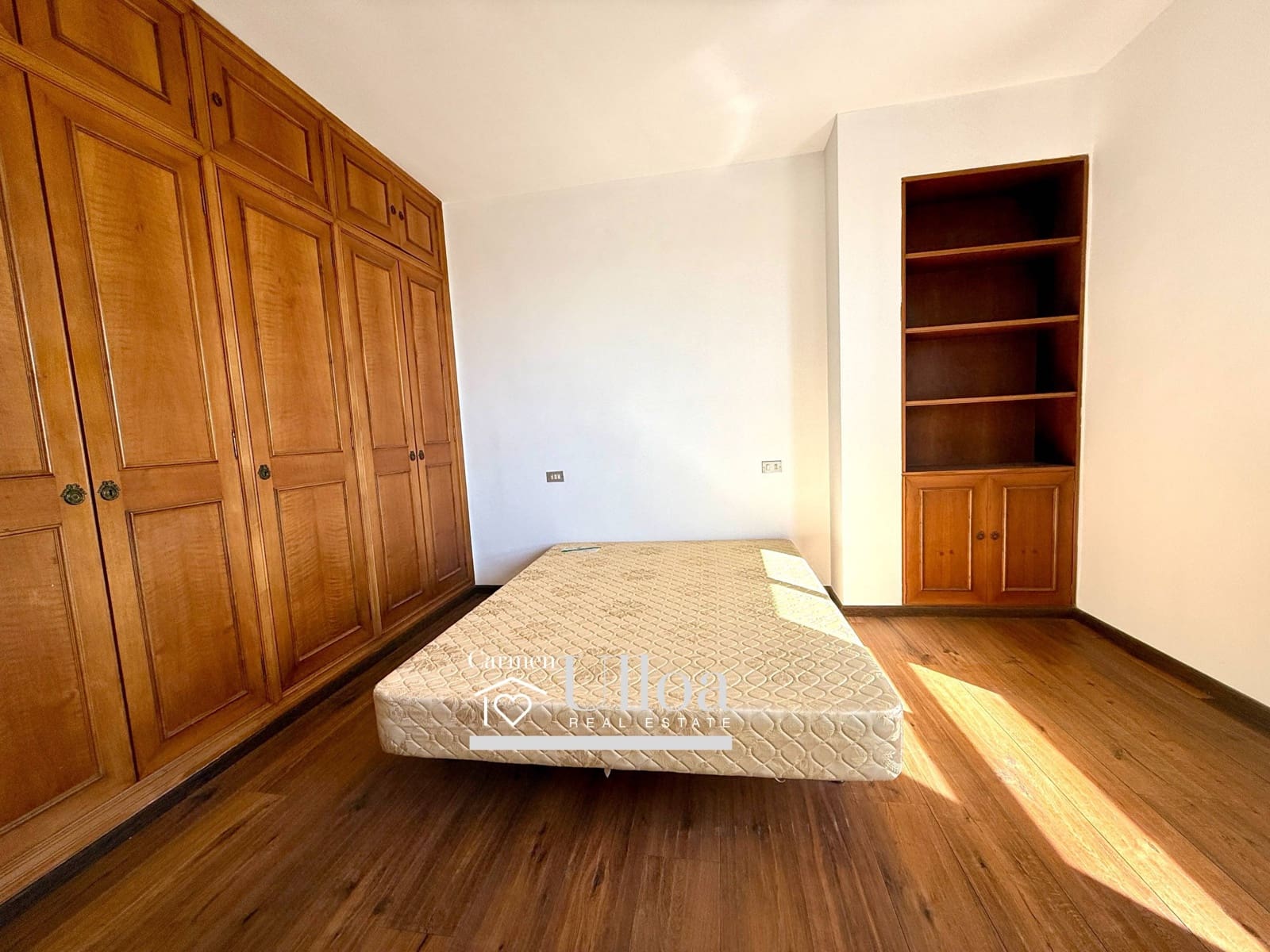 5 bedroom Flat for sale in Alicante / Alacant city with garage - € 1,975,000 (Ref: 9208487)